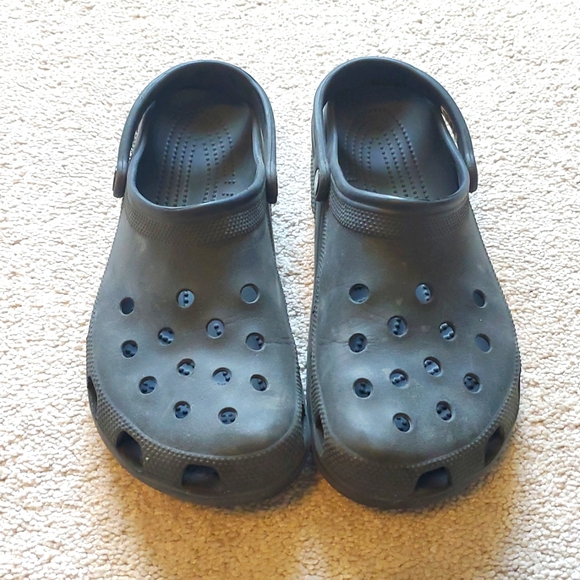 Crocs - Picture 2 of 7